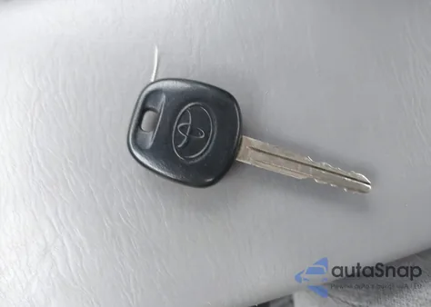 2006 Toyota Corolla Ce from USA, damaged, VIN JTDBR32E460062695